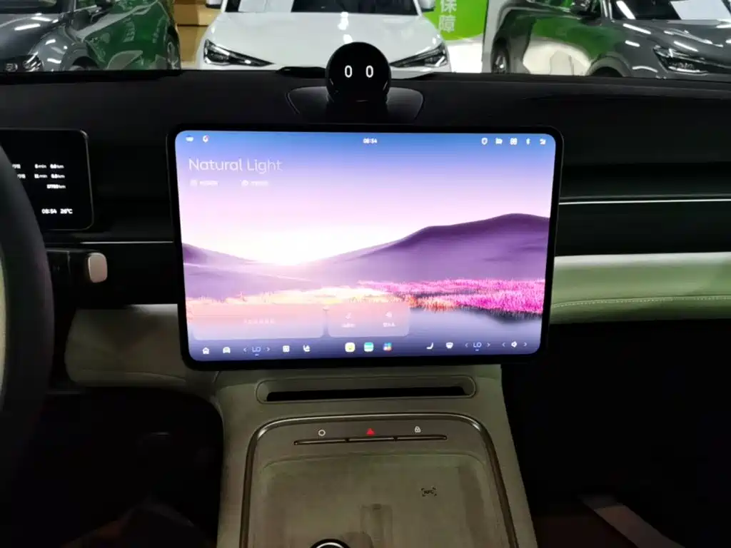 NIO EC6 — миниатюра 13