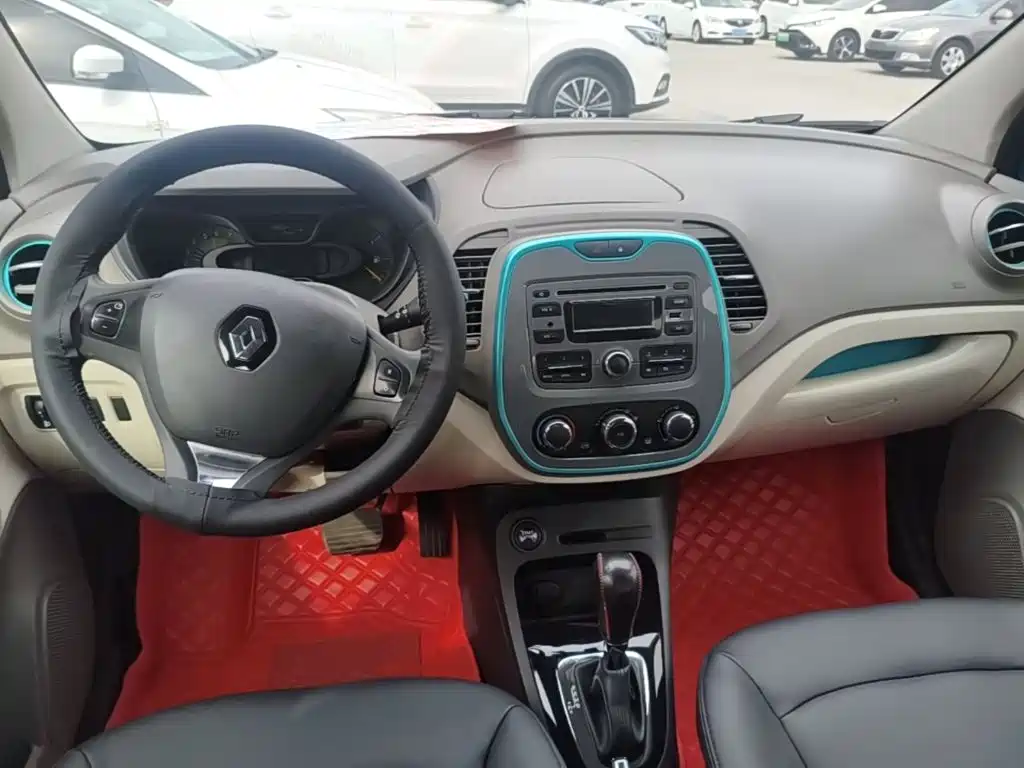 Renault Captur — миниатюра 10