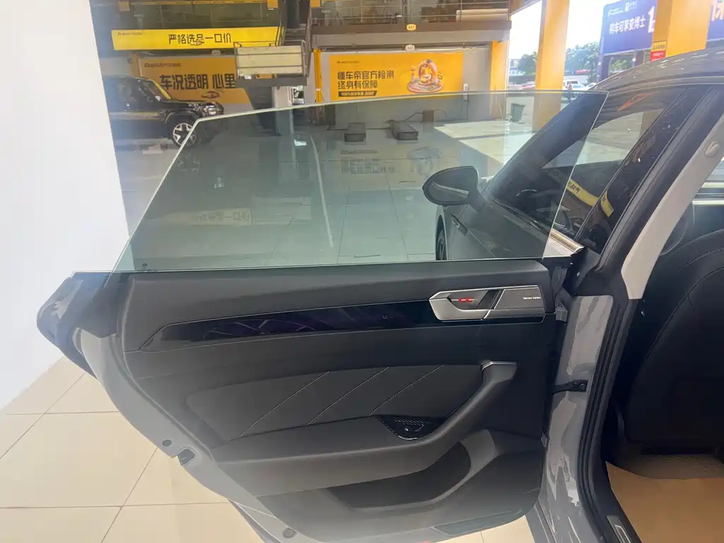 Volkswagen CC — миниатюра 12