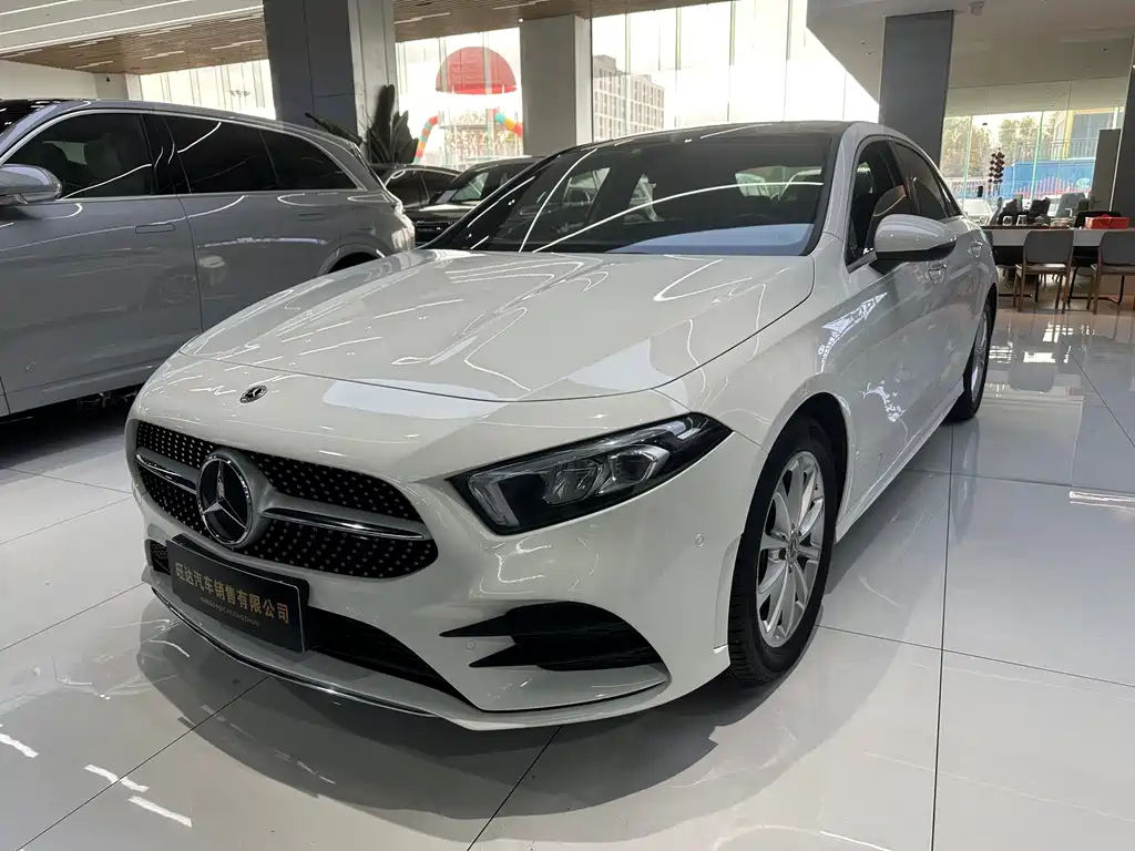 MERCEDES-BENZ A CLASS