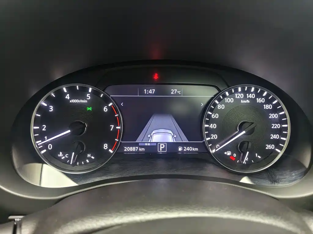 Infiniti QX50 — миниатюра 11