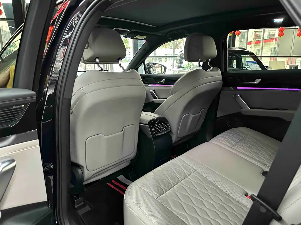 BYD Tang New Energy — миниатюра 5