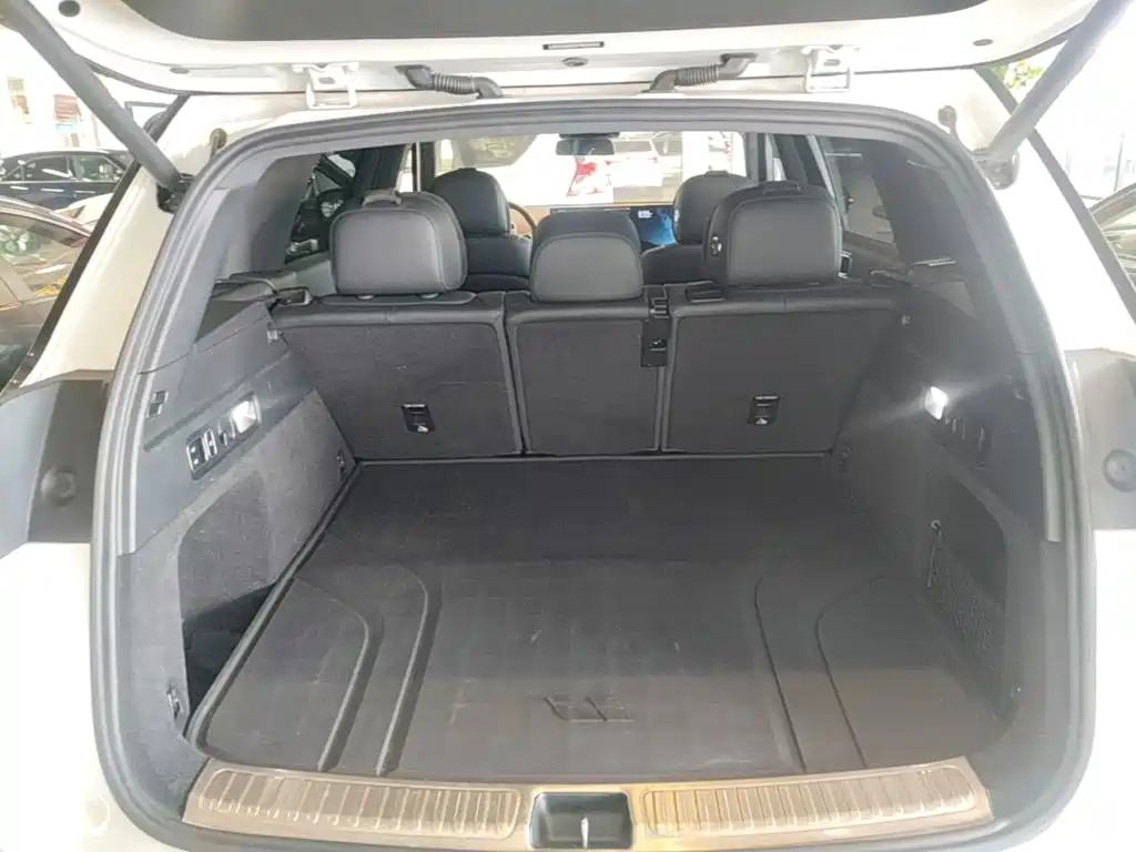 Li Auto Li L7 — миниатюра 19