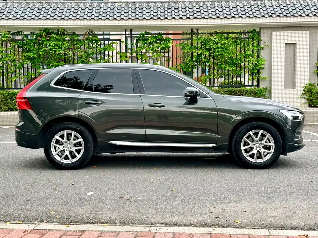 Volvo XC60 2020 T5 Luxury