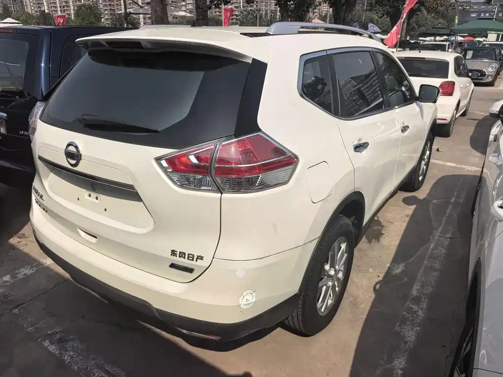 Nissan X-Trail — миниатюра 5