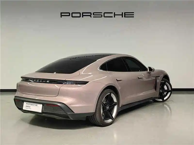 Porsche Taycan — миниатюра 6