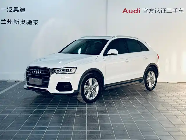AUDI Q3 2017