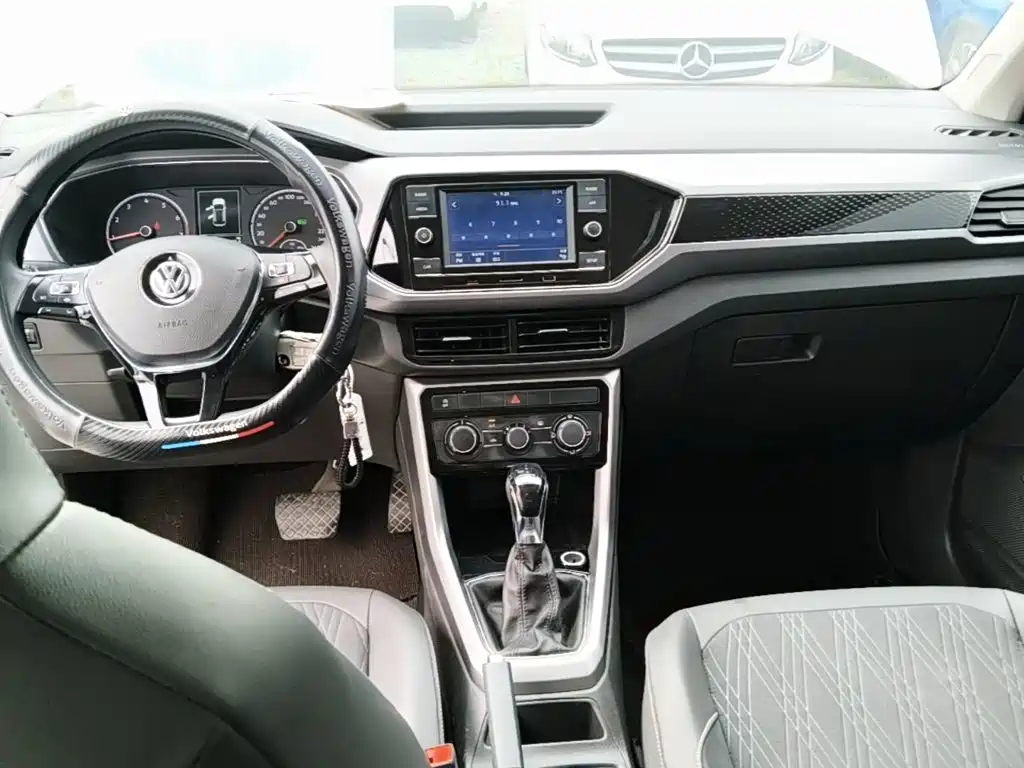 Volkswagen T-Cross — миниатюра 10