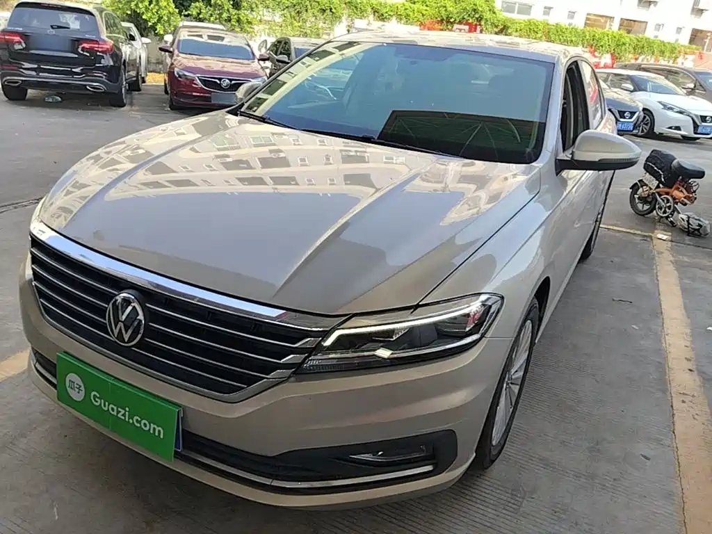 Volkswagen Lavida — миниатюра 2