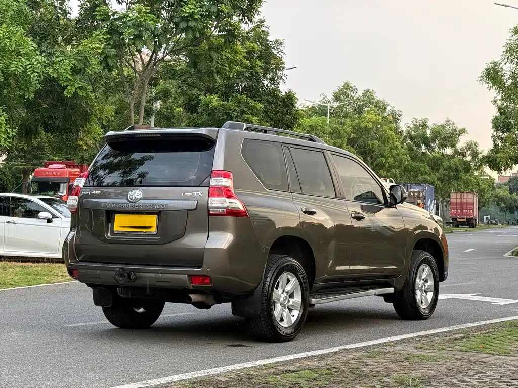 Toyota Prado — миниатюра 7