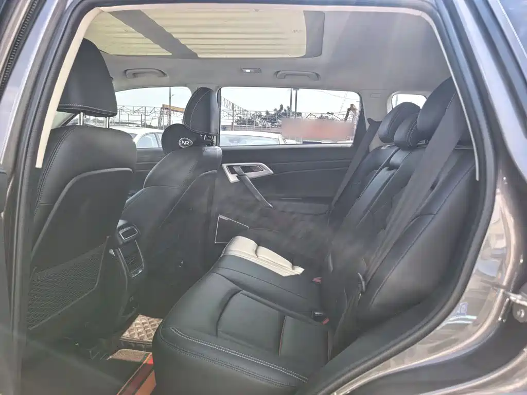 Geely Boyue — миниатюра 10