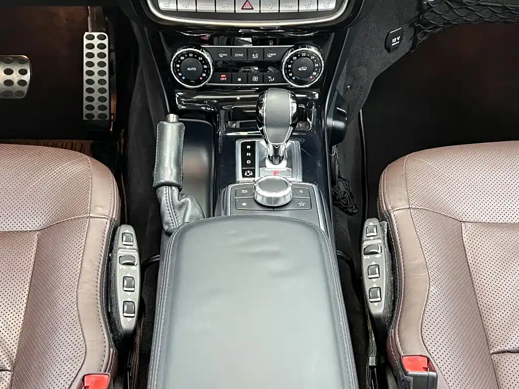 Mercedes-Benz G-Class — миниатюра 22
