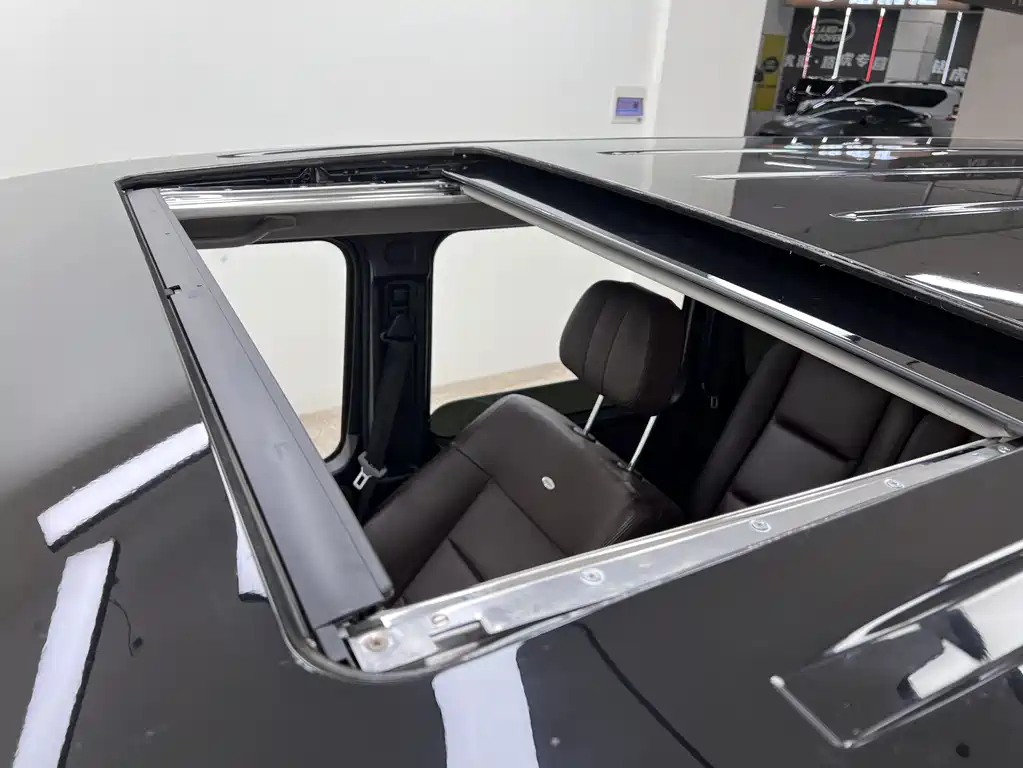 Mercedes-Benz G-Class — миниатюра 36