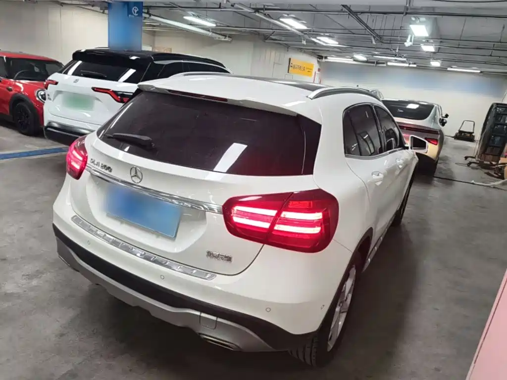 Mercedes-Benz GLA — миниатюра 7