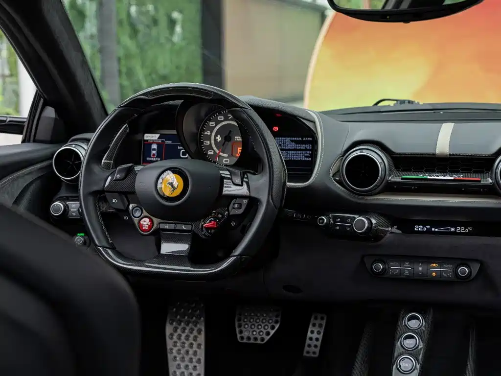 Ferrari 812 — миниатюра 10
