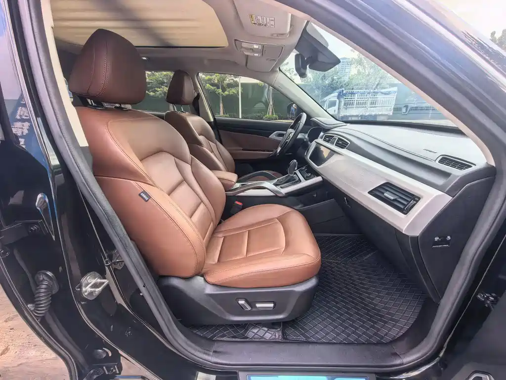 Geely Boyue — миниатюра 8