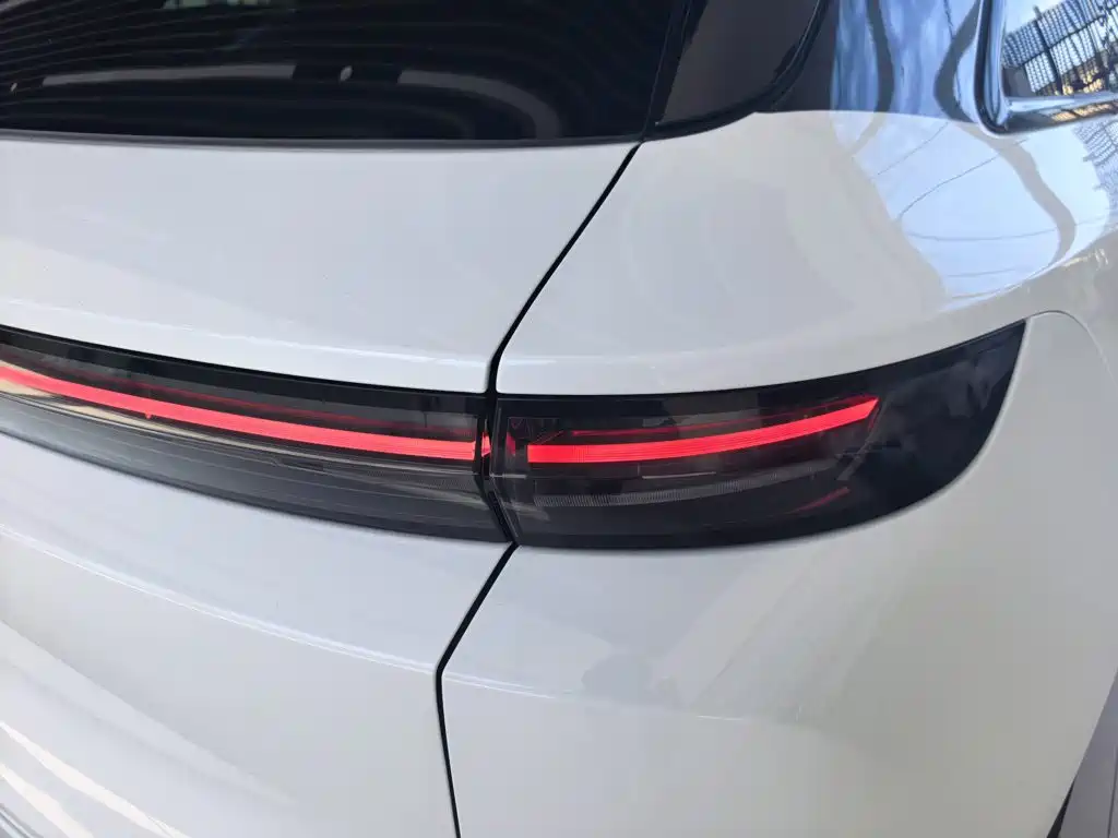 Li Auto Li L6 — миниатюра 11