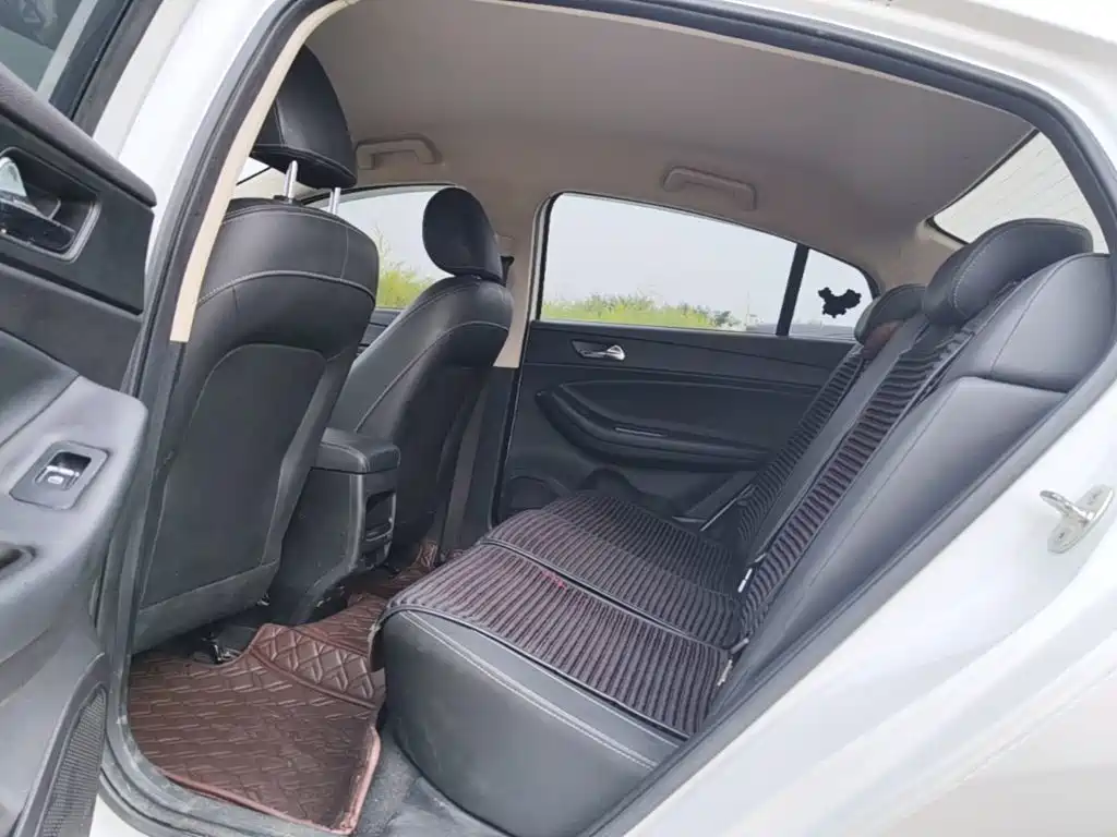 Chery Arrizo 5 — миниатюра 17