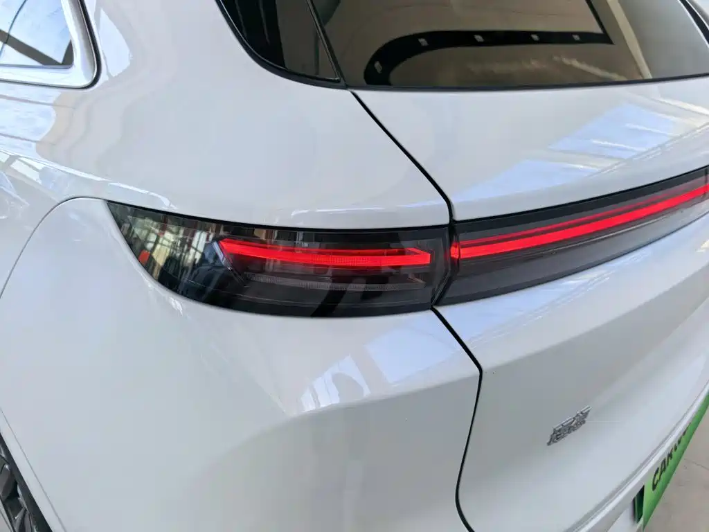 Li Auto Li L6 — миниатюра 10