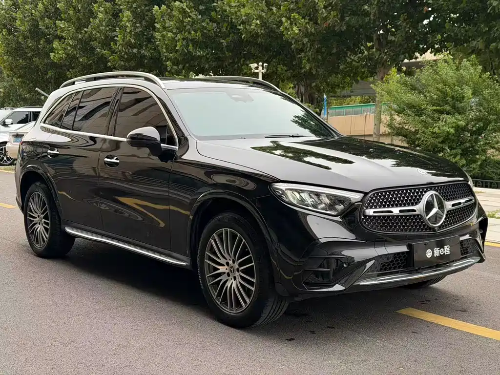 Mercedes-Benz GLC 2023 GLC 300 L 4MATIC 5 мест