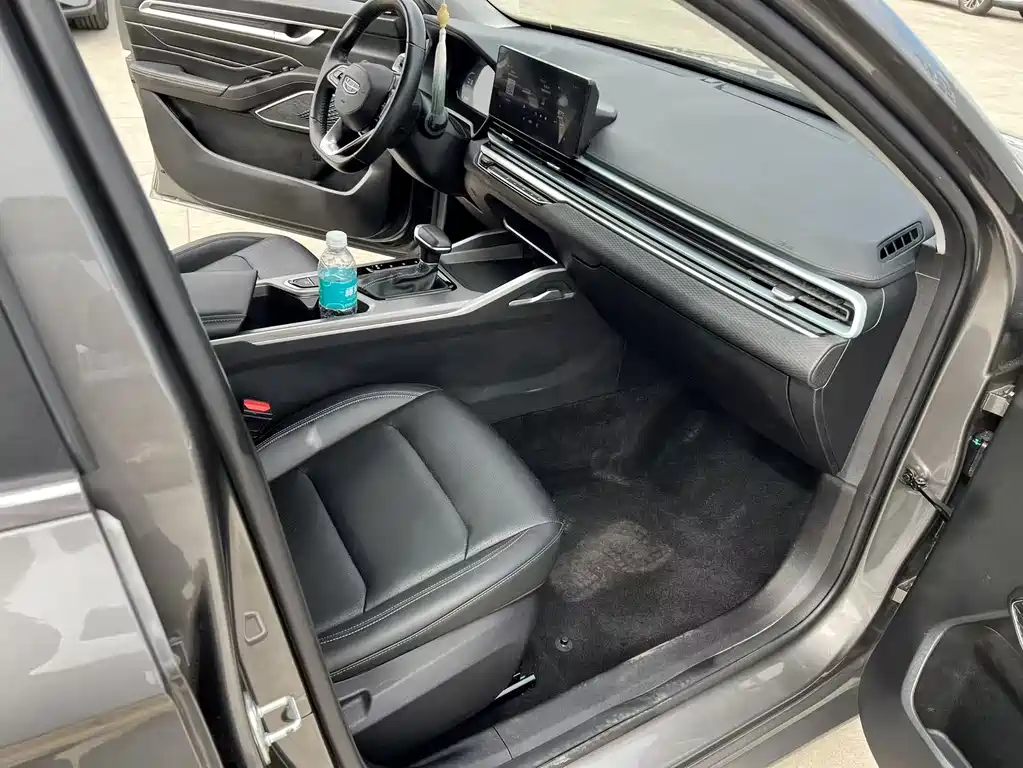 Geely Emgrand — миниатюра 14
