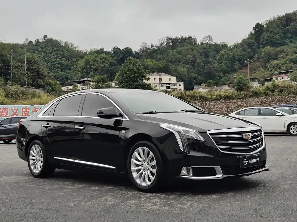 Cadillac XTS
