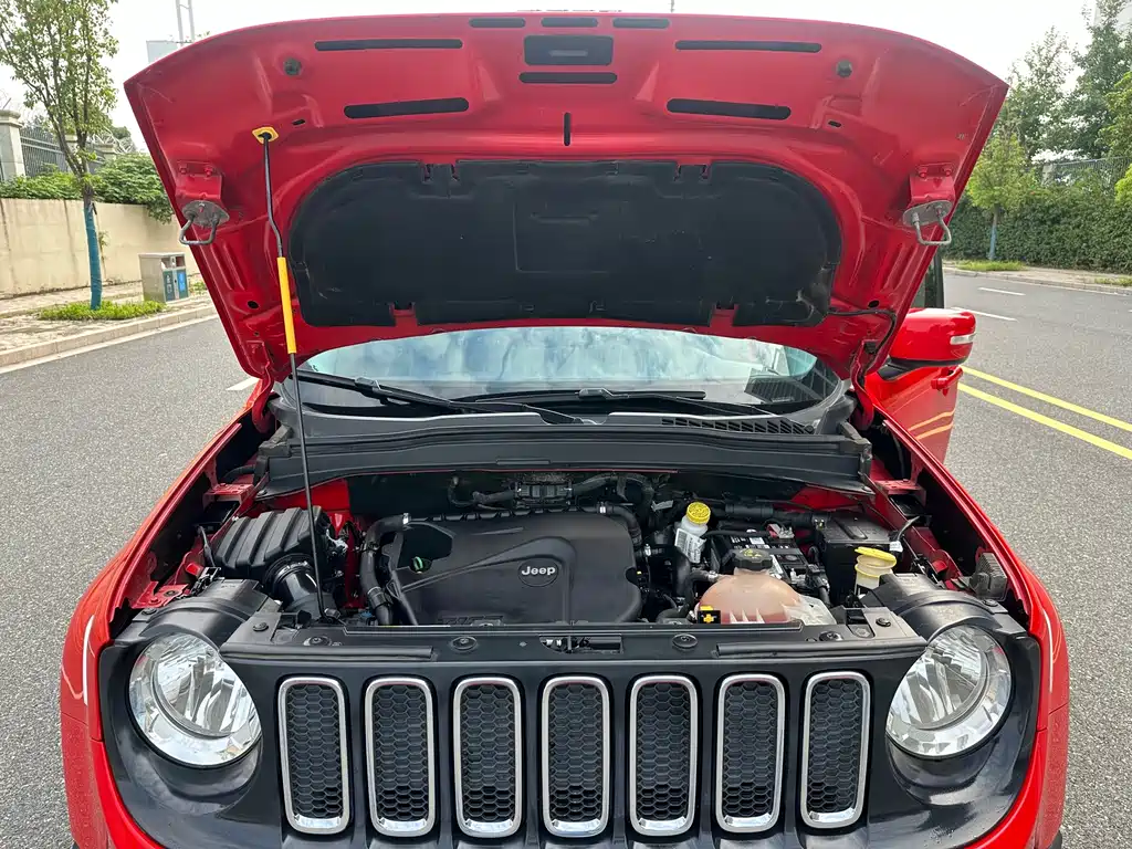 Jeep Renegade — миниатюра 18