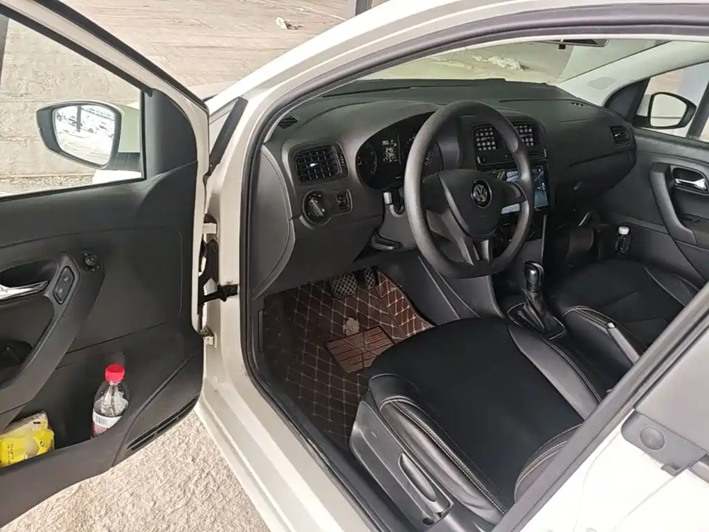 Volkswagen Polo — миниатюра 16
