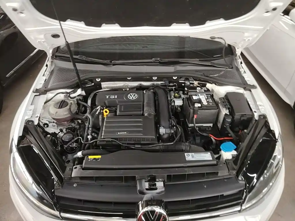 Volkswagen Golf — миниатюра 20
