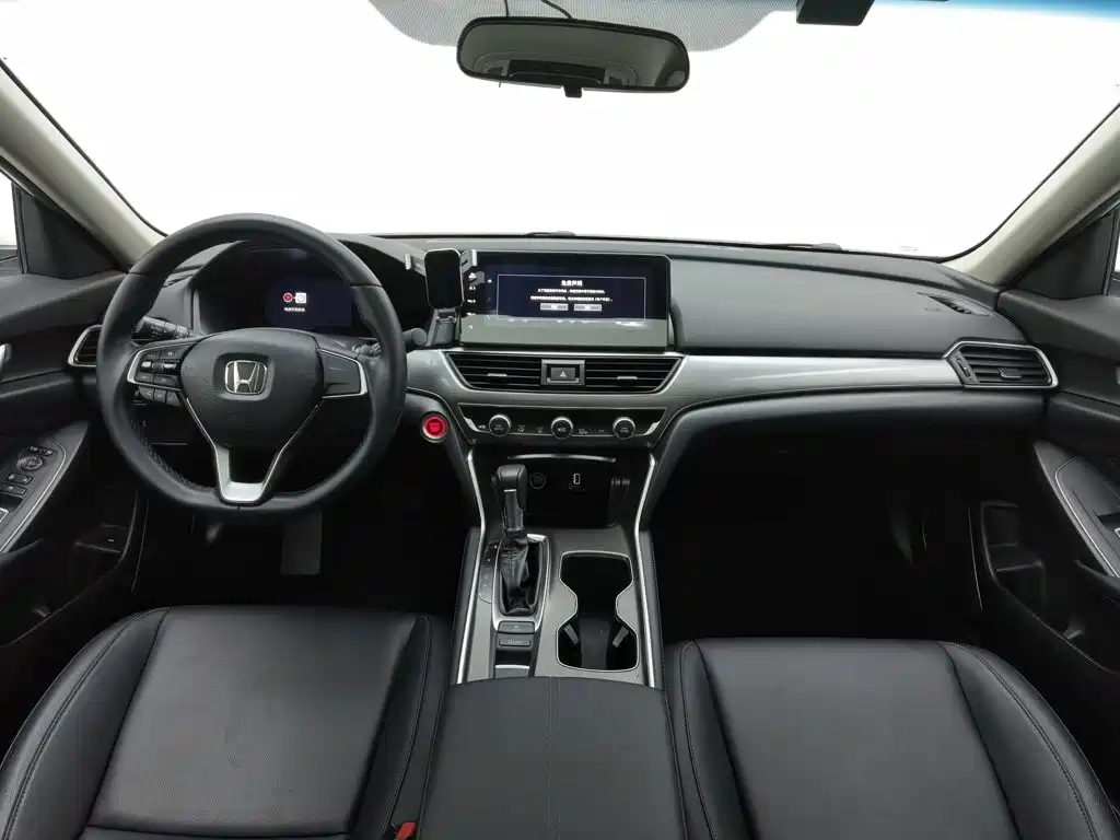 Honda Accord 2022 — фото 5