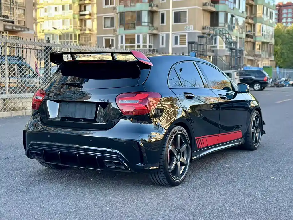 MERCEDES-BENZ A CLASS AMG