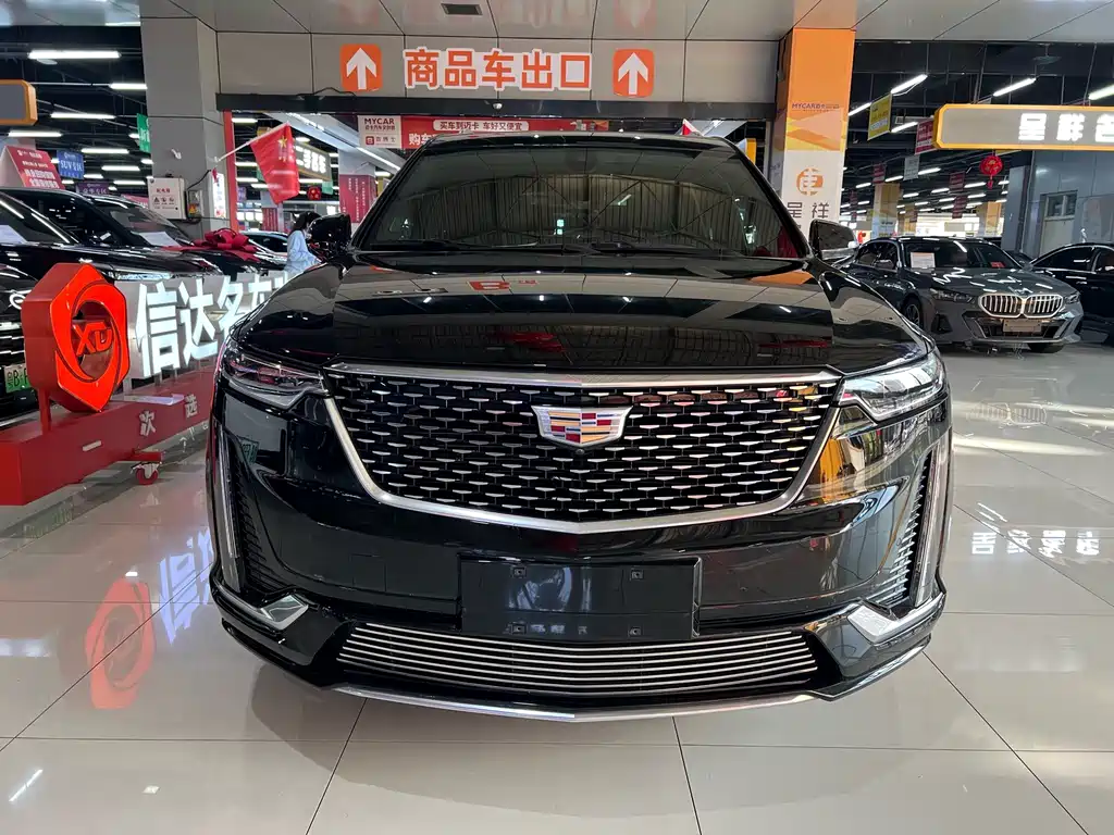 Cadillac XT6 2022 — фото 2