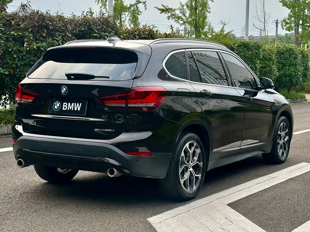 BMW X1 — миниатюра 5