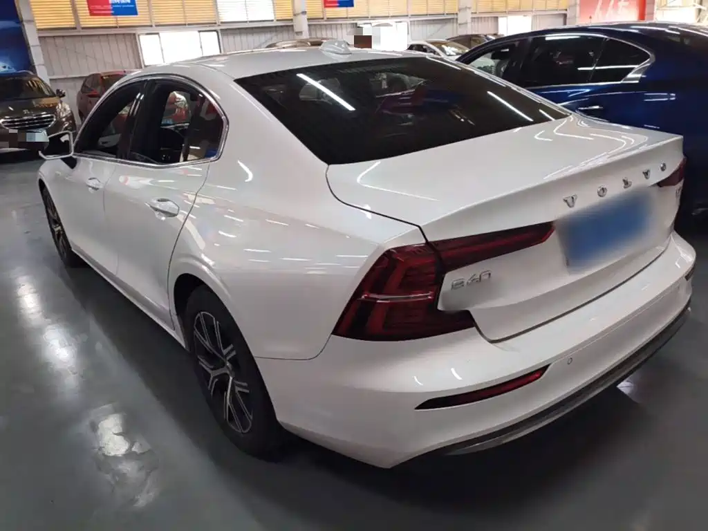 Volvo S60 — миниатюра 5