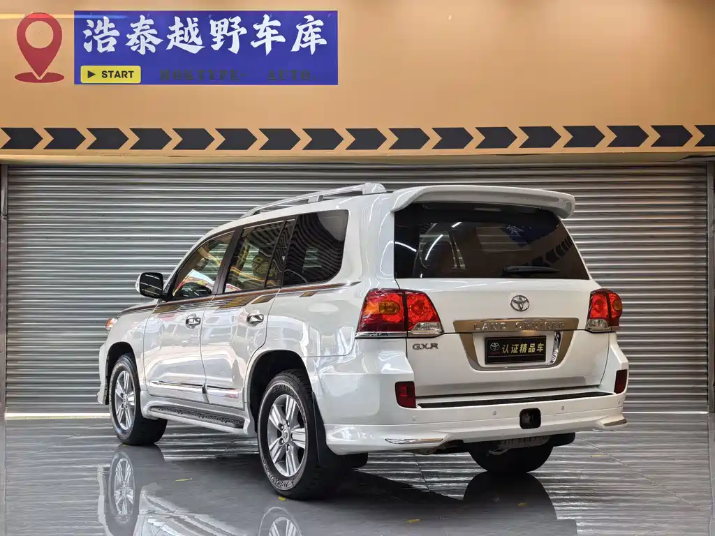 Toyota Land Cruiser — миниатюра 6