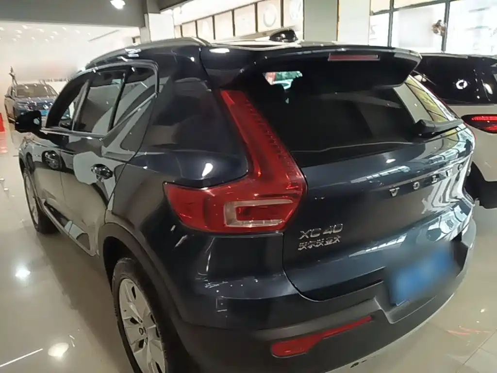 Volvo XC40 — миниатюра 5