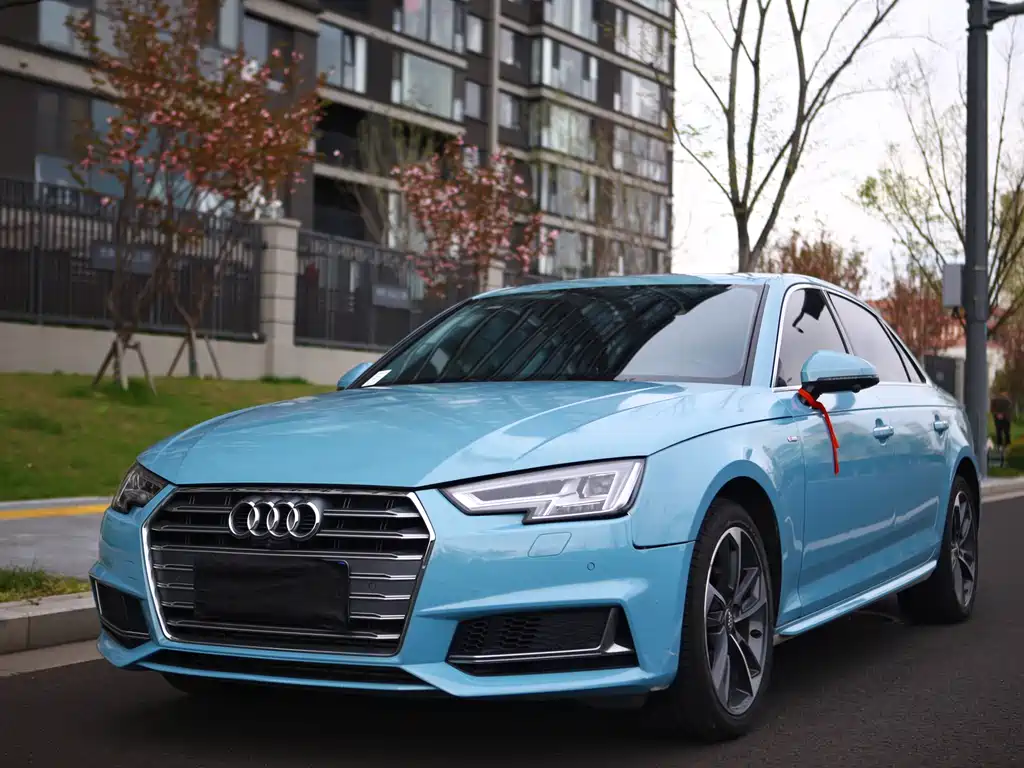 Audi A4L 2018