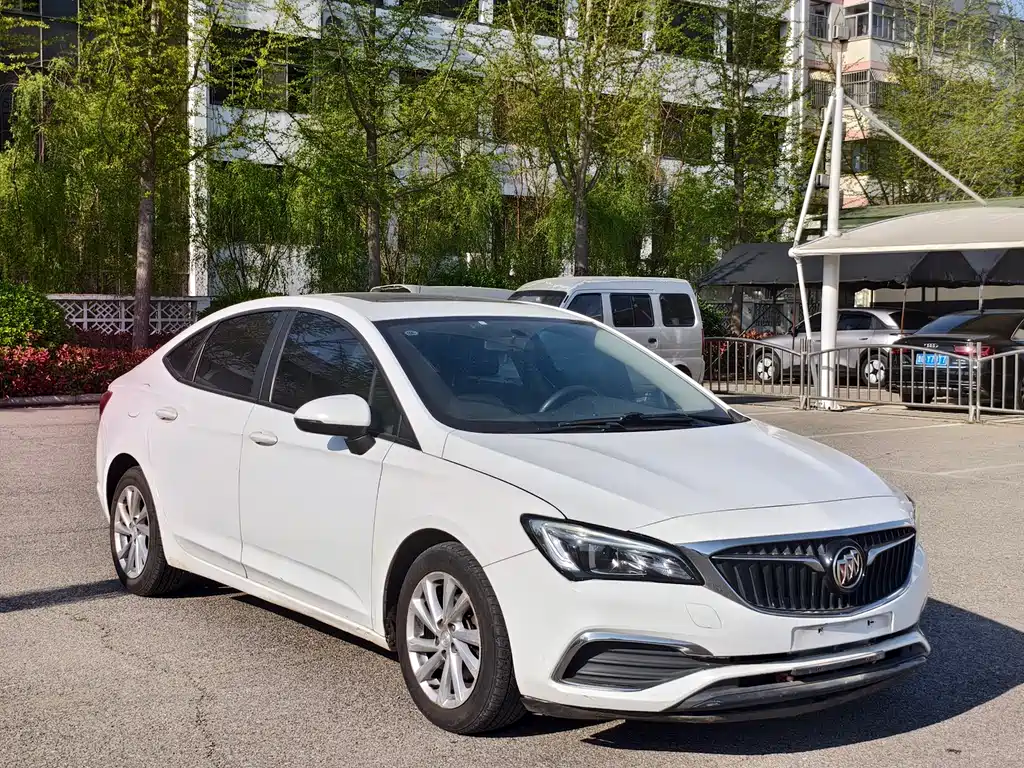 Buick Verano 2018 15S AT Lead