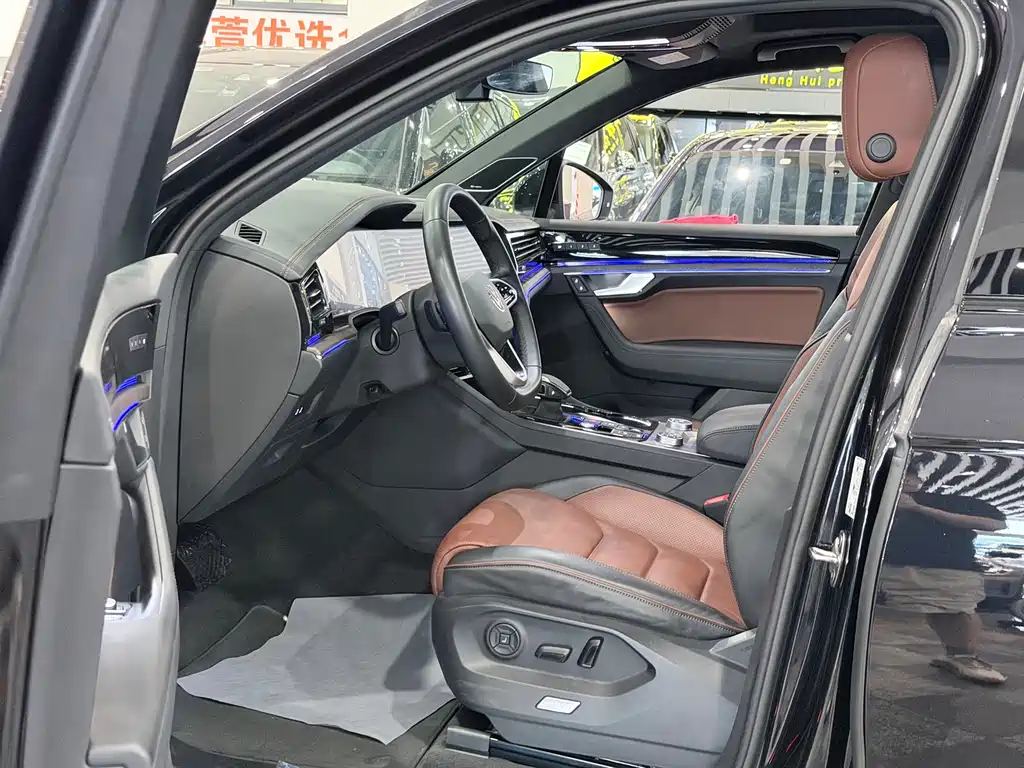 Volkswagen Touareg 2021 3.0TSI