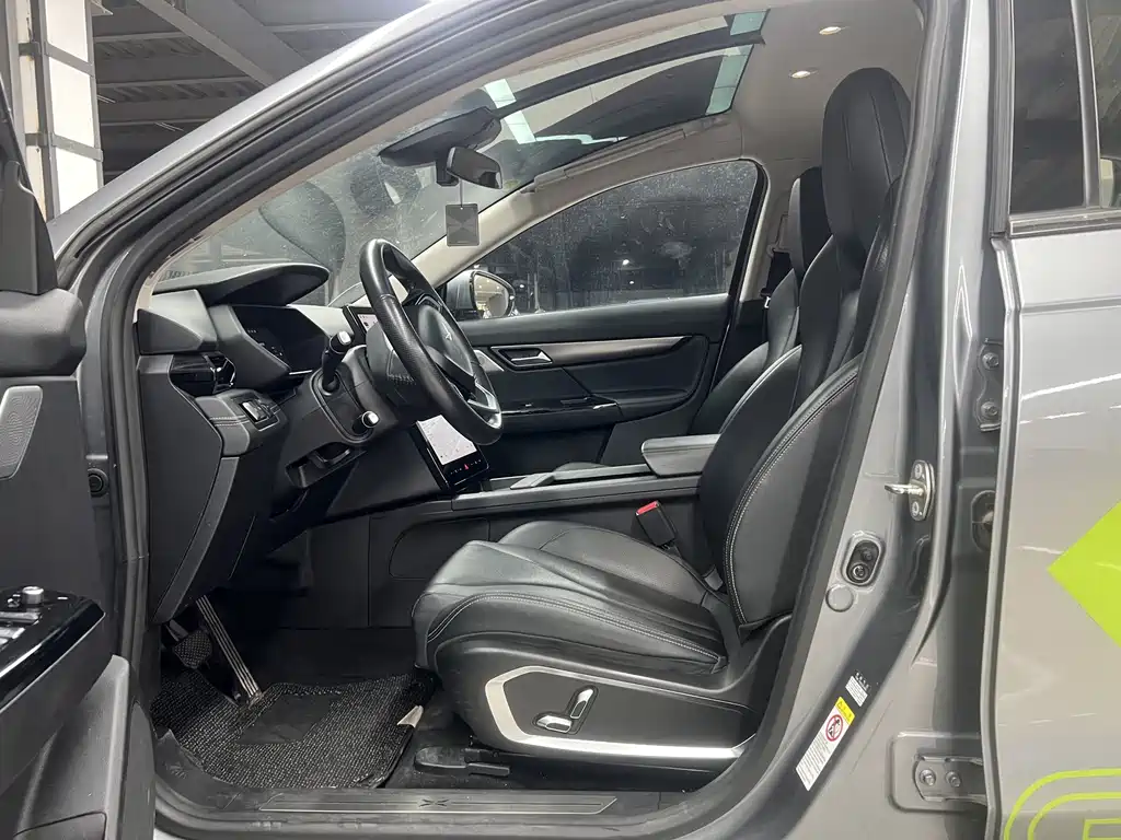 XPeng G3 — миниатюра 7