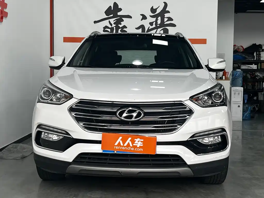 Hyundai Santa Fe 2017 2.0T AT 7 мест