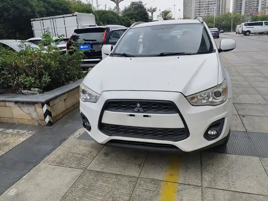 Mitsubishi ASX — миниатюра 2