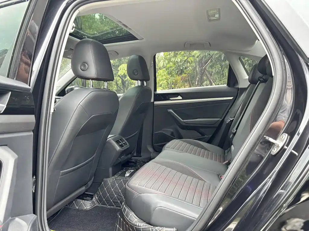Volkswagen Lavida — миниатюра 17