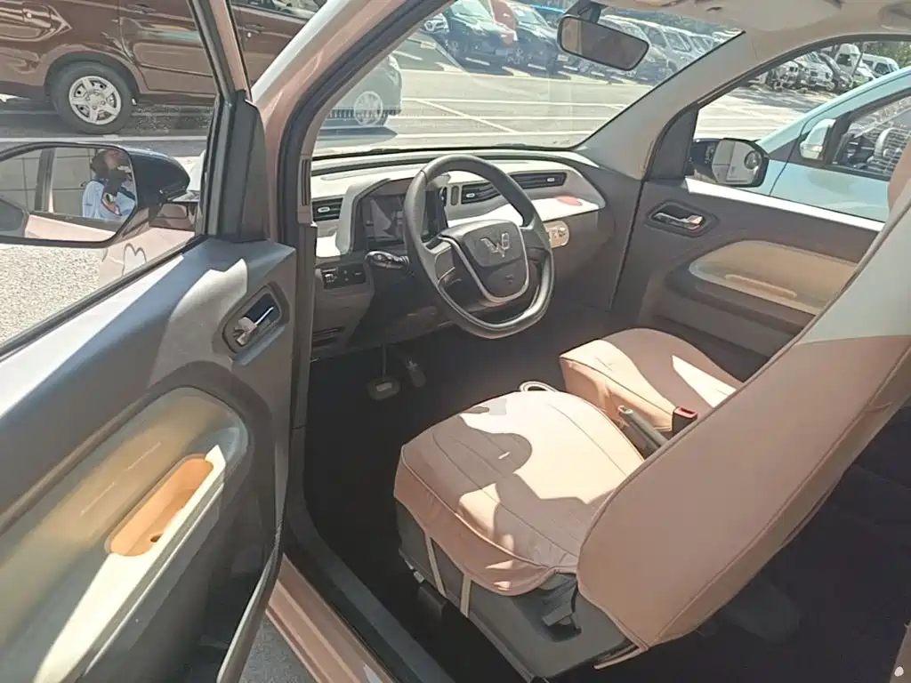 Wuling MINIEV — миниатюра 16