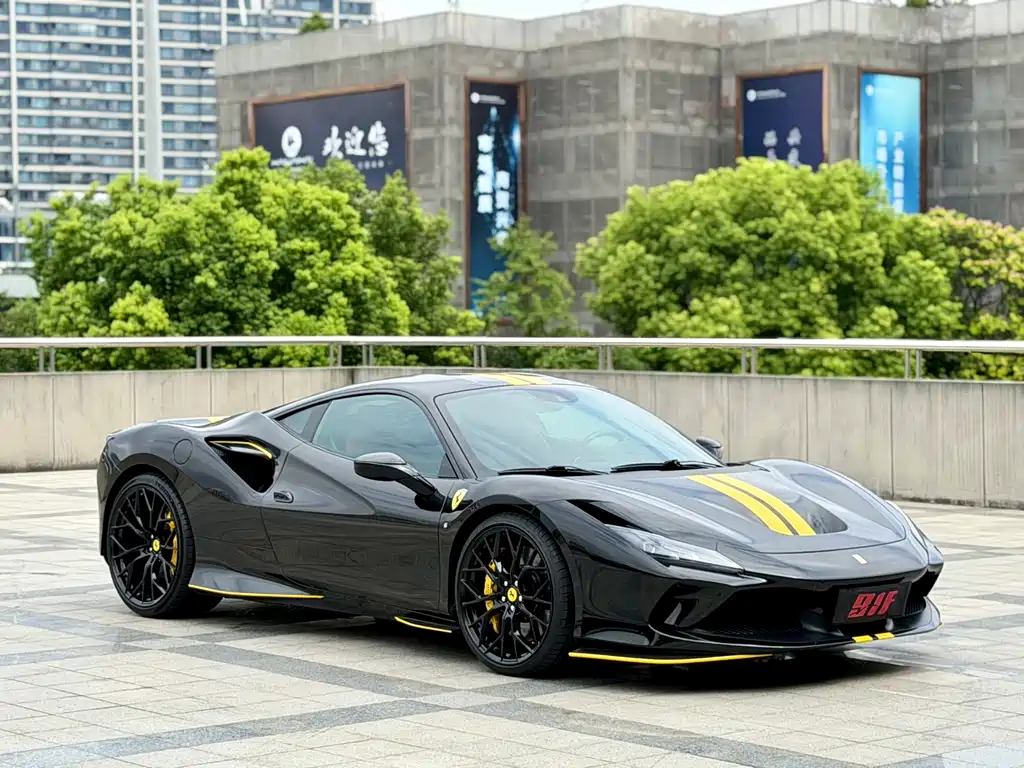 Ferrari F8 — миниатюра 2