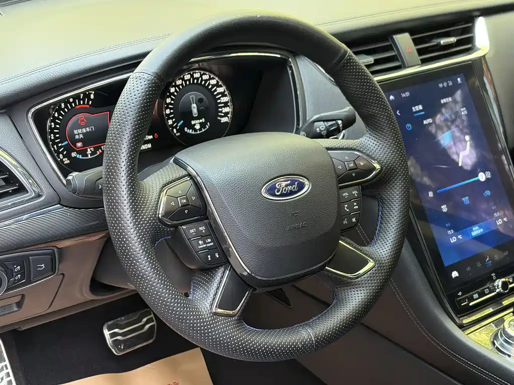 Ford Taurus EcoBoost 245 Premium Edition, фото 6