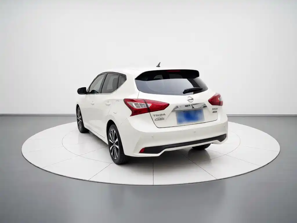 Nissan Tiida — миниатюра 25
