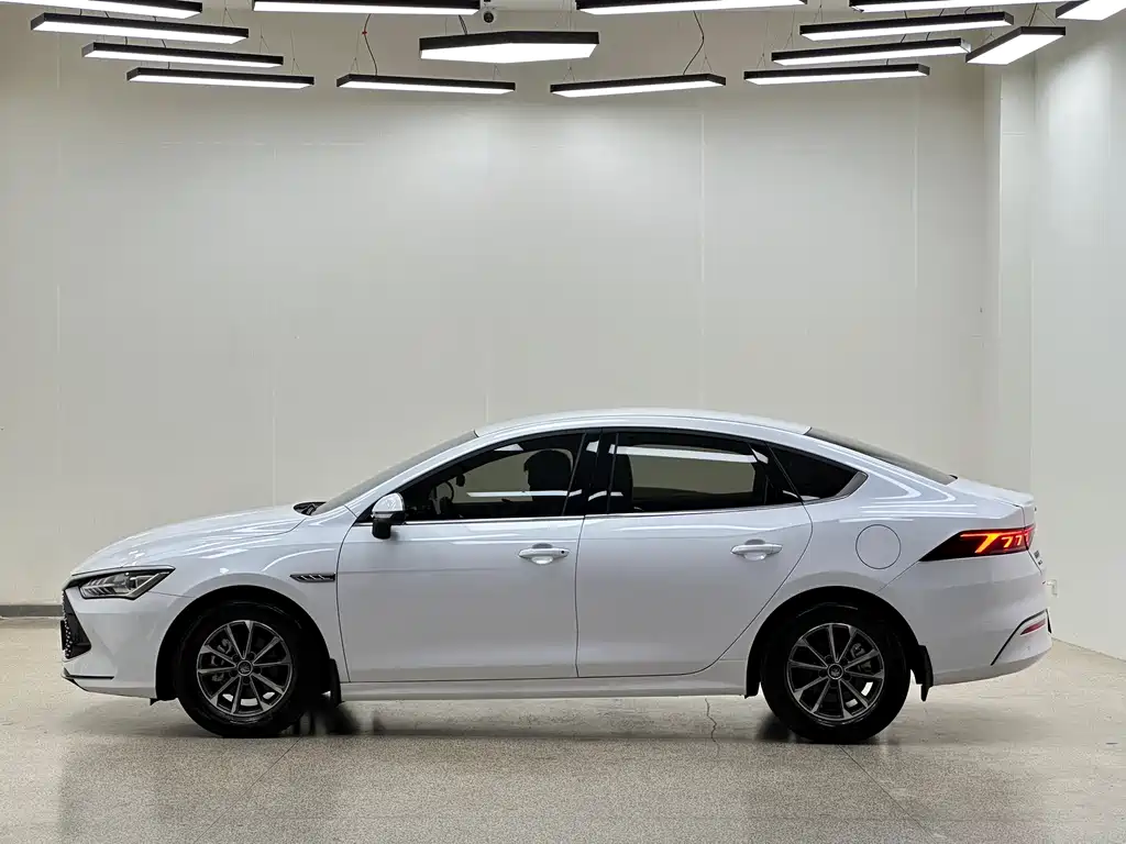 BYD Qin PLUS — миниатюра 7