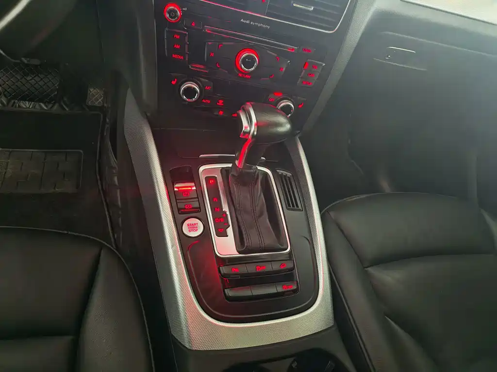 Audi Q5 — миниатюра 11