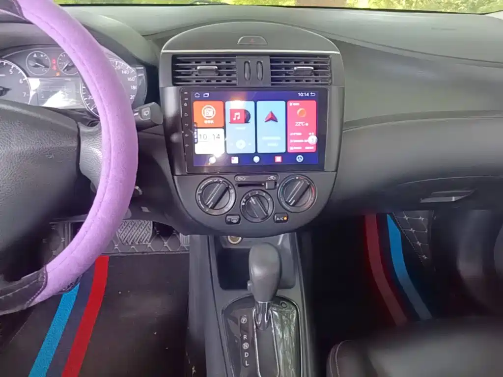 Nissan Tiida — миниатюра 13